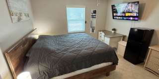302 Southeast Lancaster Avenue Gallery 1
