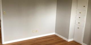 Charming 5 BD/3 BA down the street from Kelley and Luddy! Gallery 17