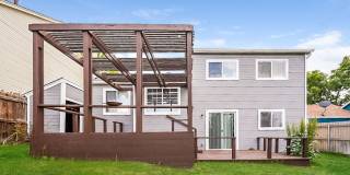 2 WEEKS FREE RENT PLUS  FREE iPad or 55” TV if moved in by 4/30! Comfortable 3bd/1ba Home Close to Trails, Shopping, and Easy Commutes Gallery 17