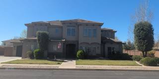 Gorgeous 6 Bedroom home Gallery 1