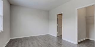 Lakeside at Town Center Apartments Gallery 69