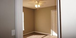 6648 Gentle Oaks Drive East Gallery 17