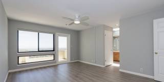 2BR/2.5BA Townhouse with Bay Views + 3 Decks | 2-Car Garage | San Carlos | YouTube Tour Gallery 27