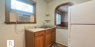 East Medford Victorian Upstairs Apartment Gallery 10