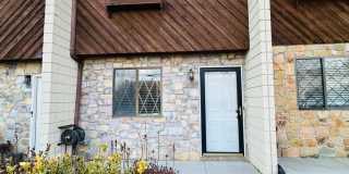 Charming 2-Story Condo in Quiet Knoxville Community – Minutes from Downtown! Gallery 1