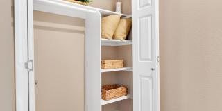 Eagle Ranch Apartments Gallery 17