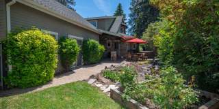 Beautiful Westside Craftsman | Prime Bend Location Gallery 39
