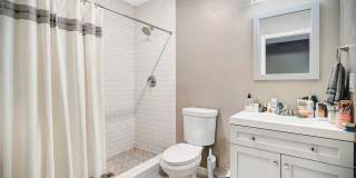 6554 Greenbush Ave Gallery 7