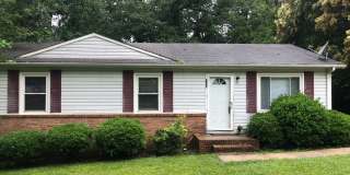 Cute,Belmont-Mt Holly home close to everything Gallery 1