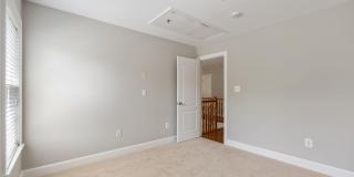 15436 SYMONDSBURY Way Gallery 40