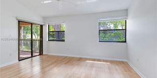 104 NW 98th Ter Gallery 20