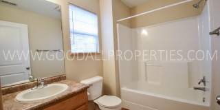2-Bedroom, 2.5-Bath Urbandale Townhome with 2-Car Garage & Deck Gallery 22