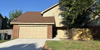9006 N Rockwell Drive Gallery 1
