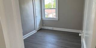 445 West 25th Street Gallery 7