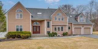 Spacious 4 Bedroom 4.5 Bath Rental in London Woods! Gallery 1