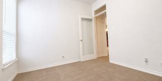 Beautiful 2-story home for lease in a gated community! Gallery 19
