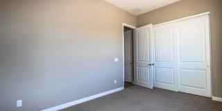 4 Bedroom Home in Granville Gallery 21