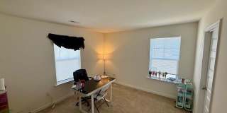 107 Stephens Court Gallery 29