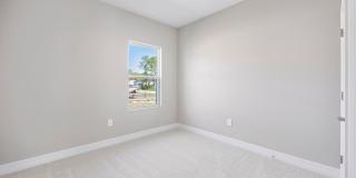 4-bedroom 3 Bathroom Rental w/ In-Law Suite Gallery 12