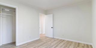 12403 Ridge Road Gallery 15