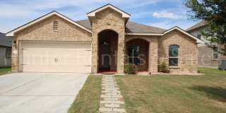 Classic Charm Meets Modern Comfort Gallery 1