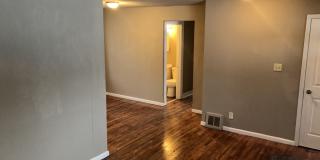 HUGE HOME WITH A TON OF SPACE! Gallery 4
