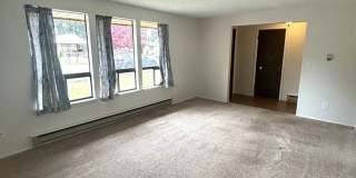 3 Bedroom 1.5 Bath Rambler Gallery 4