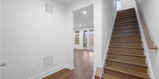 43421 FARRINGDON SQ Gallery 10