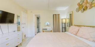3095 N Oakland Forest Dr Gallery 16