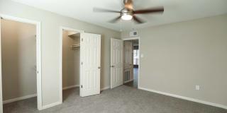 Willow Creek Gallery 17