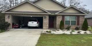 1718 Calgary Drive W Gallery 1