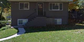 1131 Maple St in Iowa City, IA Gallery 3