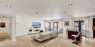 2075 Ixora Rd Gallery 22