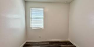 9006 W Rancho Drive Gallery 17