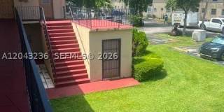 3903 SW 78th Ct Gallery 1