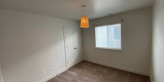 Beautiful House with basement apartment Gallery 18