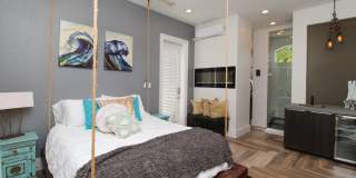 ** LUXURY MODERN ZEN RETREAT IN NAPLES PARK ** WALK TO THE BEACH **   4BR/4BA PRIVATE POOL & SPA FULLY REMODELED ** MERCATO **OFFERED FURNISHED SEASONALLY, WEEKLY OR ANNUALLY ** NO HOA PROCESS SO MOVE IN TODAY ** READY FOR A TENANT ** Gallery 27