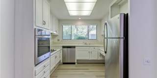 2057 Via Mariposa Gallery 11