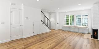 Steps from 17th Street - Beautifully Updated 2 Bed, 2.5 Bath Townhome in Newport Beach Gallery 4