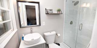 Fully renovated ranch with finished basement, flat fenced in backyard, walking distance to Canton St., Roswell Gallery 21