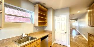 Charming 3 Bedroom/2.5 Bathroom Townhome in Hampden! Gallery 10