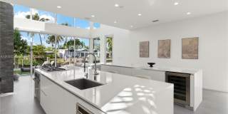 2217 NE 17th Ter Gallery 18