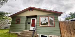 Lovely 4 Bed 2 Bath Home in Lewis & Clark Neighborhood! Gallery 1