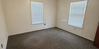 1020 N. Oak Gallery 7