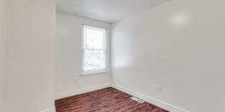4007-4011 Aspen St Gallery 21