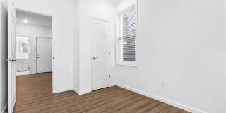 33 STAGG ST Gallery 14