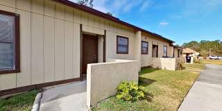 Renovated 2Bed/2Bath Patio Home - Jefferson Square in Orange Park Gallery 1