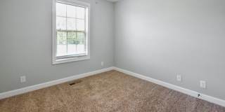 Pet Friendly Three Bedroom with Bonus! Gallery 15