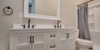 203 S L St Gallery 33