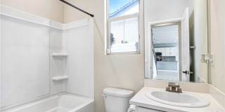 7719 Poppy Gallery 11